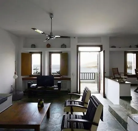 Elegant Family House A Few Minutes From The Sea Andros Town